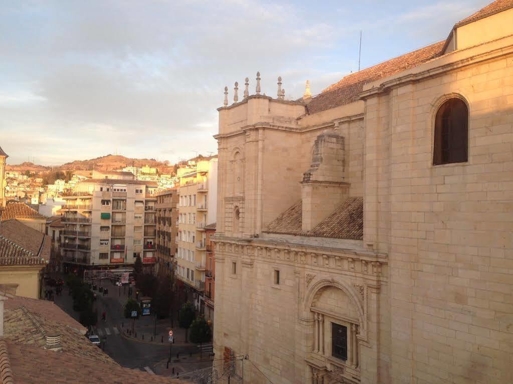 Apartamento Urbanliving Gran Capitan Granada Exterior foto